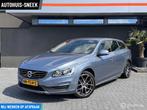 Volvo V60 2.0 D3 Nordic+ | Dealeronderhouden | 1e Eigenaar, Auto's, Voorwielaandrijving, Gebruikt, Euro 6, Blauw