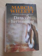 DANS VAN HERINNERING  Marcia Willett, Ophalen of Verzenden, Zo goed als nieuw