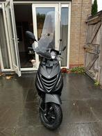 Zeer nette piaggo zip 2019, Fietsen en Brommers, Scooters | Piaggio, Ophalen, Zo goed als nieuw, Benzine, Zip