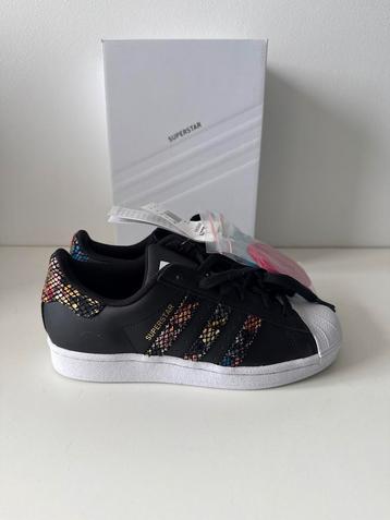 Adidas Superstar W FW3693 - maat 36 2/3 beschikbaar voor biedingen