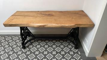 Salontafel / eettafel gietijzer beschikbaar voor biedingen