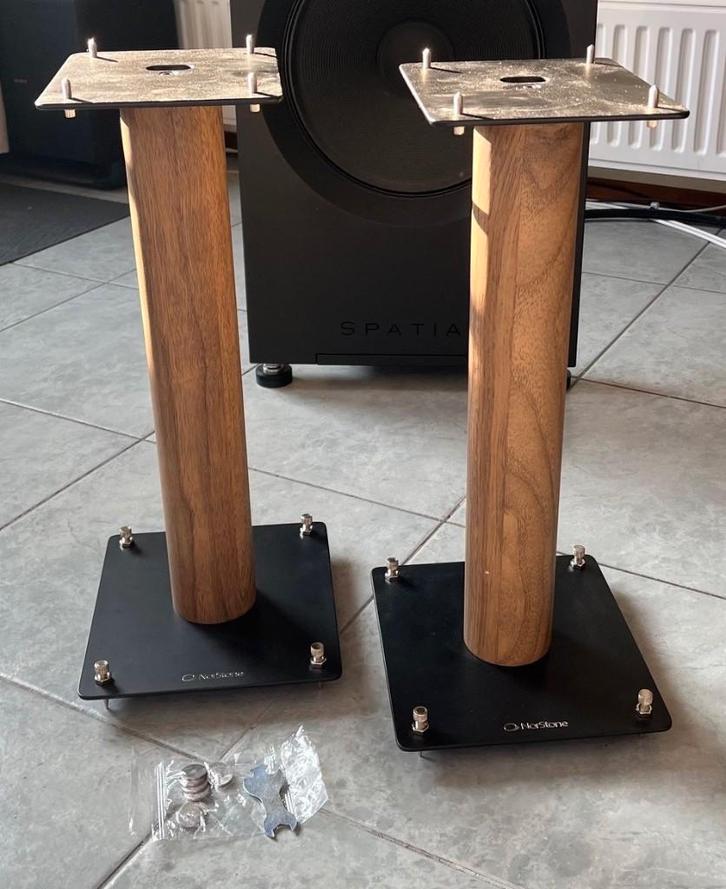 Norstone Stylum 1 oak speakerstands, Audio, Tv en Foto, Luidsprekers, Zo goed als nieuw, Front, Rear of Stereo speakers, Minder dan 60 watt