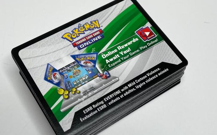 Pokemon TCG Live Codes Sword & Shield, Hobby en Vrije tijd, Verzamelkaartspellen | Pokémon, Nieuw, Overige typen, Ophalen of Verzenden