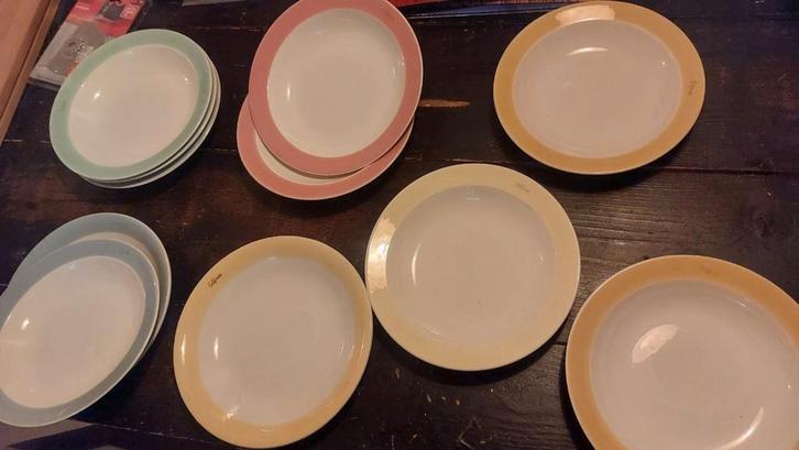 pastel borden californie california royal keralux, Antiek en Kunst, Antiek | Servies los, Ophalen of Verzenden
