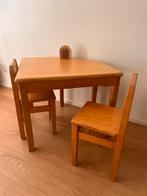 Vintage houten schooltafeltje met twee stoelen, Ophalen, Gebruikt, Tafel(s) en Stoel(en)
