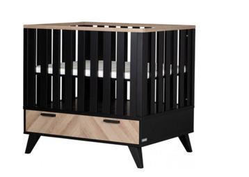 Babybl box met lade zwart Lancaster met boxmatras beschikbaar voor biedingen