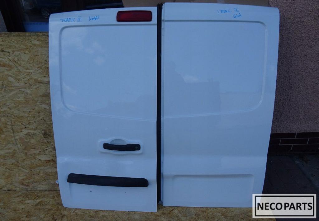 RENAULT TRAFIC 3 VIVARO B ACHTERDEUREN LEVERBAAR!!, Ophalen of Verzenden, Gebruikt, Renault, Spatbord