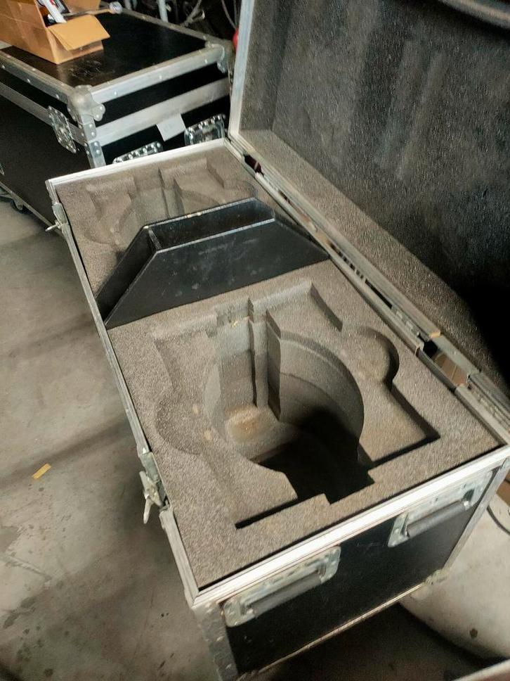 Movitec WL-250 Moving Head Spot met Flightcase, Audio, Tv en Foto, Professionele Audio-, Tv- en Video-apparatuur, Gebruikt, Audio