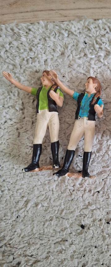 2 mooie staande schleich poppetjes  beschikbaar voor biedingen