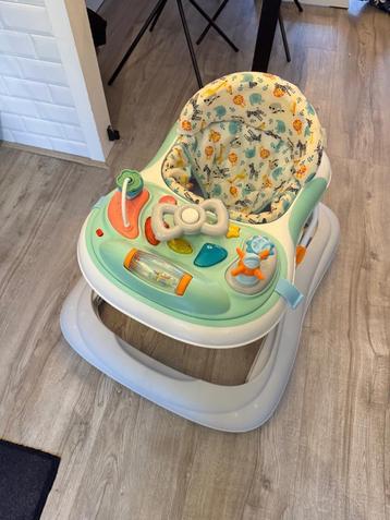 Loopkarretje beschikbaar voor biedingen