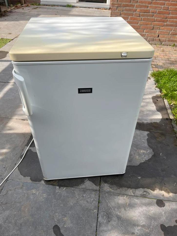 Zanussi tafelmodel vriezer, Witgoed en Apparatuur, Vriezers en Diepvrieskisten, Zo goed als nieuw, Vrijstaand, Vrieskast, 85 tot 120 cm