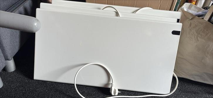 Elektrische Verwarming 3x 800W - Zo goed als nieuw!, Doe-het-zelf en Verbouw, Verwarming en Radiatoren, Zo goed als nieuw, Radiator