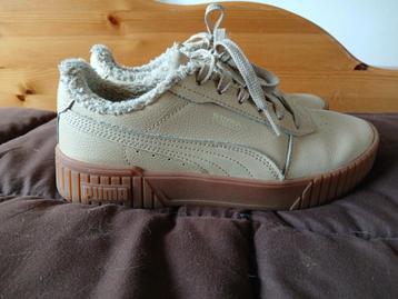 Leuke Puma sneakers maat 37 creme / ecru kleurig beschikbaar voor biedingen
