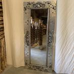 Spiegel - Houten lijst zilver - 170 x 70 cm -TTM Wonen, TTM Wonen, Meubels – (Perzische) Tapijten en Woonaccessoires, Taag 63, 2491 CS, Den Haag (Forepark)
