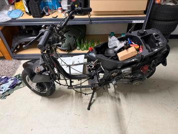 Project piaggio zip 2t beschikbaar voor biedingen