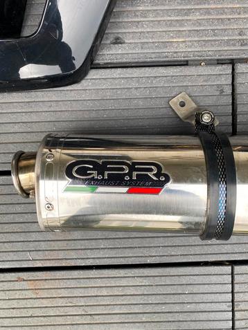 Suzuki DR800 drbig uitlaat en kappen. beschikbaar voor biedingen