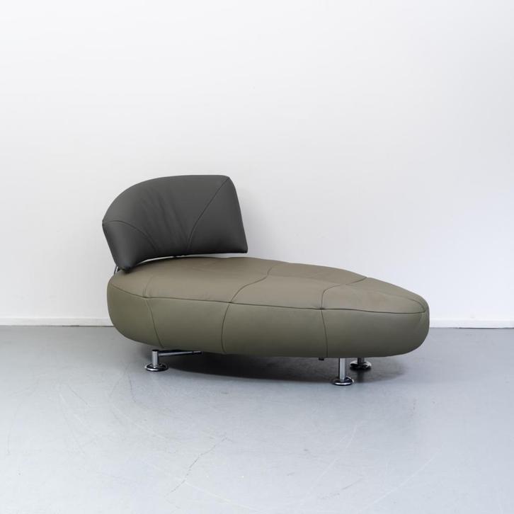 2x Leolux Kikko chaise longue,  draaibaar, olijfgroen, Huis en Inrichting, Banken | Sofa's en Chaises Longues, Zo goed als nieuw