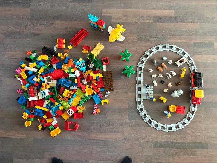 Grote Duplo verzameling: Trein, Vliegveld, Dierentuin, Kinderen en Baby's, Speelgoed | Duplo en Lego, Gebruikt, Duplo, Losse stenen