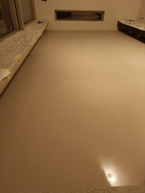 Uw vloer vakkundig laten egaliseren, of in de Epoxy coating., Diensten en Vakmensen, Vloerleggers en Parketteurs, Laminaat of Parket