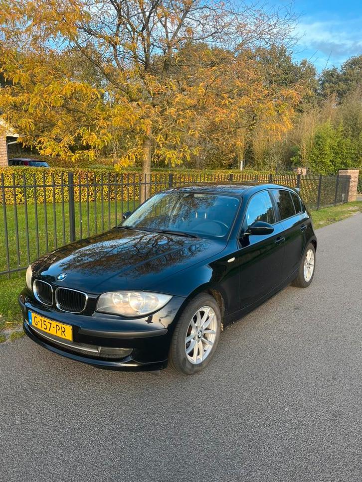 BMW 1-Serie 1.6 116I 5DR 2008 Zwart, Auto's, BMW, Particulier, ABS, Airbags, Airconditioning, Alarm, Boordcomputer, Centrale vergrendeling