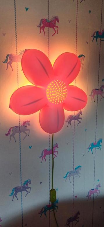 Ikea, roze wandlamp, werkend. beschikbaar voor biedingen