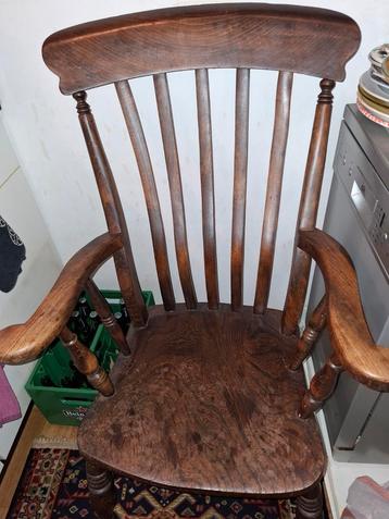 ANTIEK HOUTEN STOEL, € 30- ZIE MIJN OV.ADVERTENTIES. beschikbaar voor biedingen