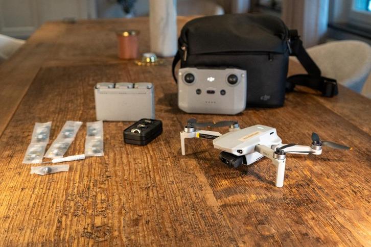 DJI Mini 2 Fly More Combo, Audio, Tv en Foto, Drones, Gebruikt, Drone met camera, Ophalen of Verzenden