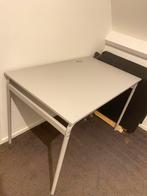 Grey IKEA desk, Huis en Inrichting, Bureaus, Ophalen of Verzenden, Zo goed als nieuw