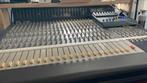 Tascam M3500 24CH mixer, Ophalen