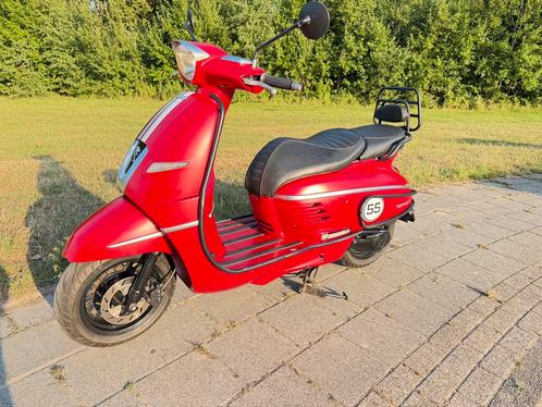Goed onderhouden Peugeot Django 2020 SNOR, Fietsen en Brommers, Scooters | Peugeot, Gebruikt, Overige modellen, Maximaal 25 km/u