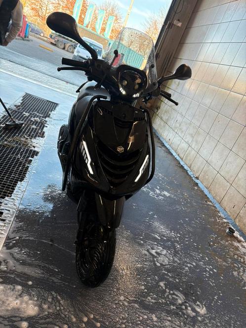 Zip 4takt full option, Fietsen en Brommers, Scooters | Piaggio, Zo goed als nieuw, Zip, Ophalen