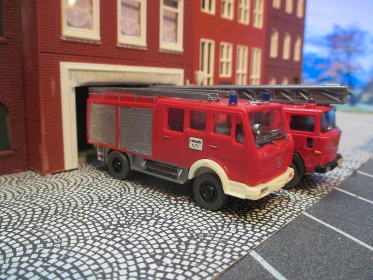 Mercedes Benz NG 1017 LF16 bluswagen Wiking lange cabine #1, Hobby en Vrije tijd, Modelauto's | 1:87, Gebruikt, Bus of Vrachtwagen