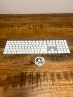 Apple draadloos numeriek toetsenbord, Ophalen of Verzenden, Zo goed als nieuw, Draadloos, Qwerty