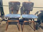 2 vintage stoelen, Huis en Inrichting, Ophalen, Gebruikt, Hout, Twee