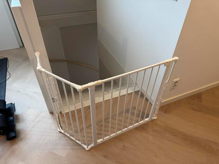 Babydan Flex Traphekje 125 hoek, Kinderen en Baby's, Traphekjes, Zo goed als nieuw, Schroefhekje, Metaal of IJzer, 115 cm of meer