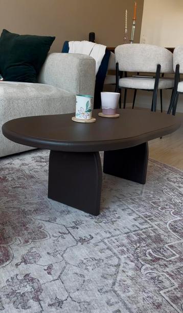 Organische salontafel donkerbruin, 100x40 beschikbaar voor biedingen