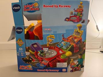 Vtech Toet Toet Auto Racebaan beschikbaar voor biedingen