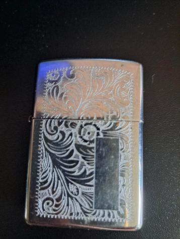 Zippo venetian chrome  Aansteker uit 2005 beschikbaar voor biedingen