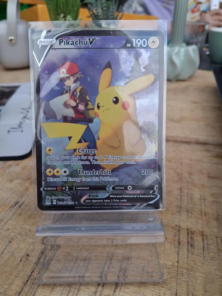 Pikachu V TG16, Ophalen, Zo goed als nieuw