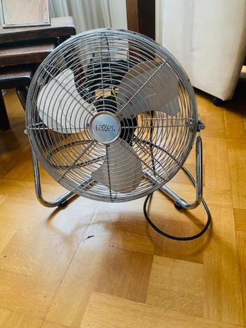 Chroom kleurige Ventilator  beschikbaar voor biedingen