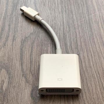 Apple Stekker/Kabel beschikbaar voor biedingen
