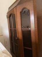 Houten vitrine kast, Ophalen, Zo goed als nieuw