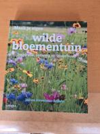 Wilde Bloementuin - Inspiratie & Onderhoud, Ophalen of Verzenden, Zo goed als nieuw, James Hewetson-Brown, Tuinieren en Tuinplanten