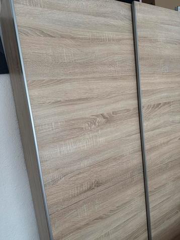 Kledingkast voor €100!