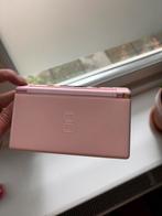 Nintendo ds lite roze met oplader en pen, Spelcomputers en Games, Spelcomputers | Nintendo DS, Ophalen of Verzenden, Zo goed als nieuw