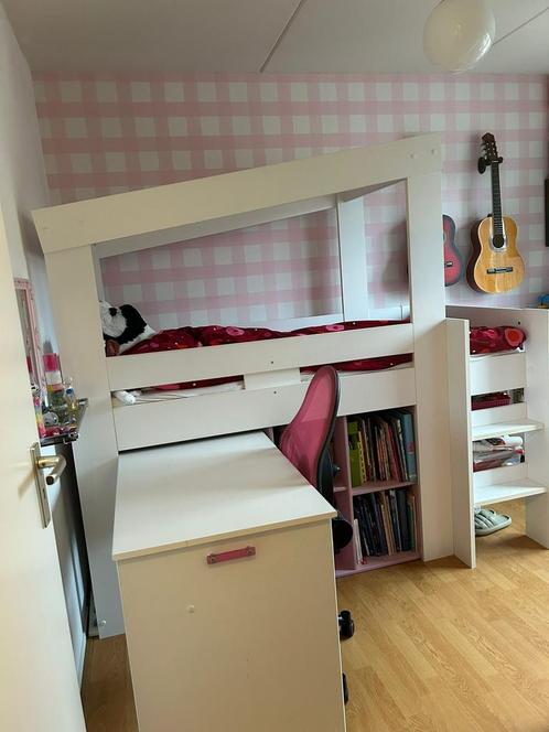 Kinderbed half hoogslaper kinderkamer roze wit. Izgst, Kinderen en Baby's, Kinderkamer | Stapelbedden en Hoogslapers, Gebruikt