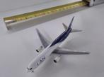 Herpa lan cargo limited 1:500, Verzamelen, Luchtvaart en Vliegtuigspotten, Ophalen of Verzenden, Zo goed als nieuw, Schaalmodel