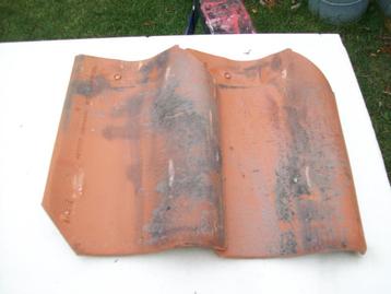 dakpannen gezocht type koramic pottelberg 451 vieilli rood beschikbaar voor biedingen