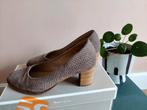 mt 40 Tamaris pumps izgs, Kleding | Dames, Schoenen, Tamaris, Ophalen of Verzenden, Zo goed als nieuw