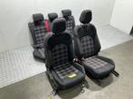Bekleding Set (compleet) van een Volkswagen Polo (Polo 17-), Auto-onderdelen, Interieur en Bekleding, 12 maanden garantie, Gebruikt